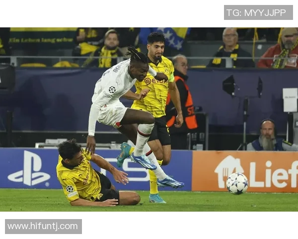 欧联杯激战AC米兰狂胜多特蒙德红牌争议引发全场热议